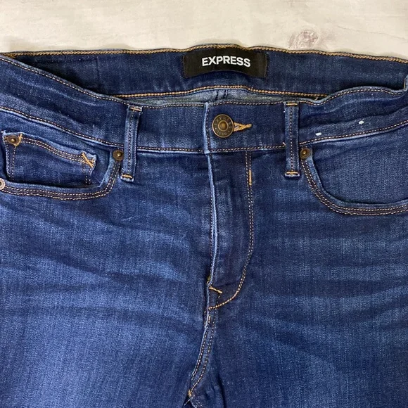Express Mid Rise Jegging - Picture 2 of 3